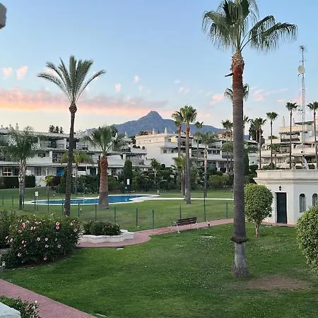 5 Min. Puerto Banus. Stunning Aparment & Big Terrace Appartement